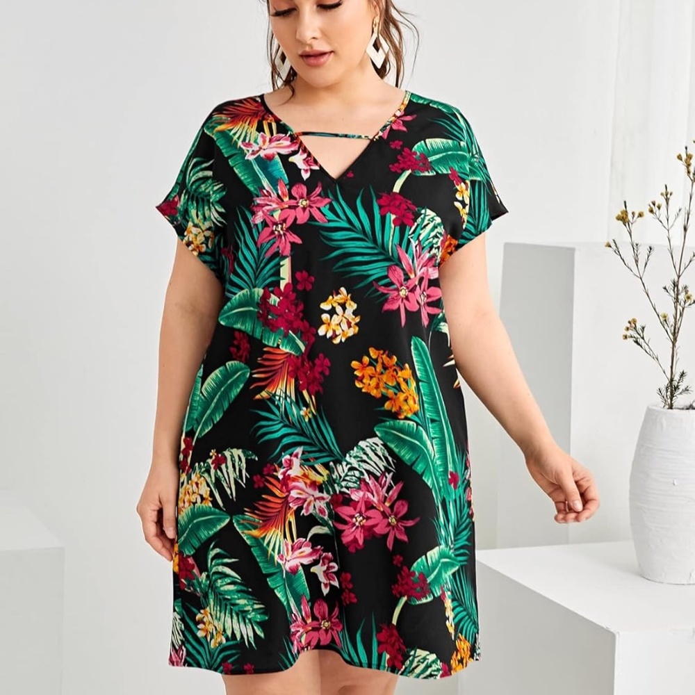 Red & Green Hawaiian Print Dress